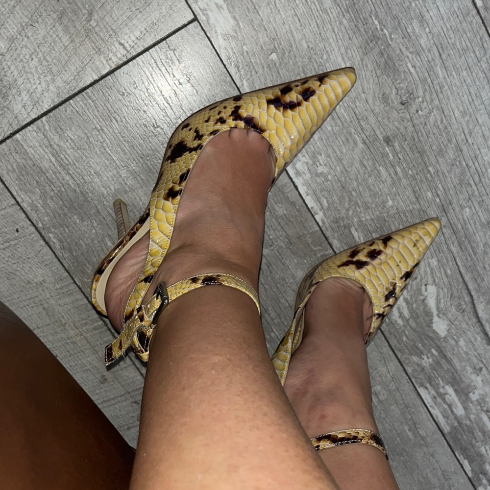 🇮🇹 Donald Pliner Snakeskin Heels 🐍 👠